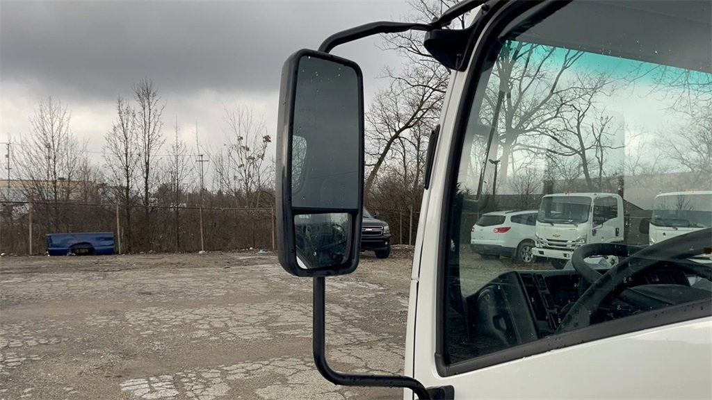 2024 Chevrolet Low Cab Forward 5500 XG 5500