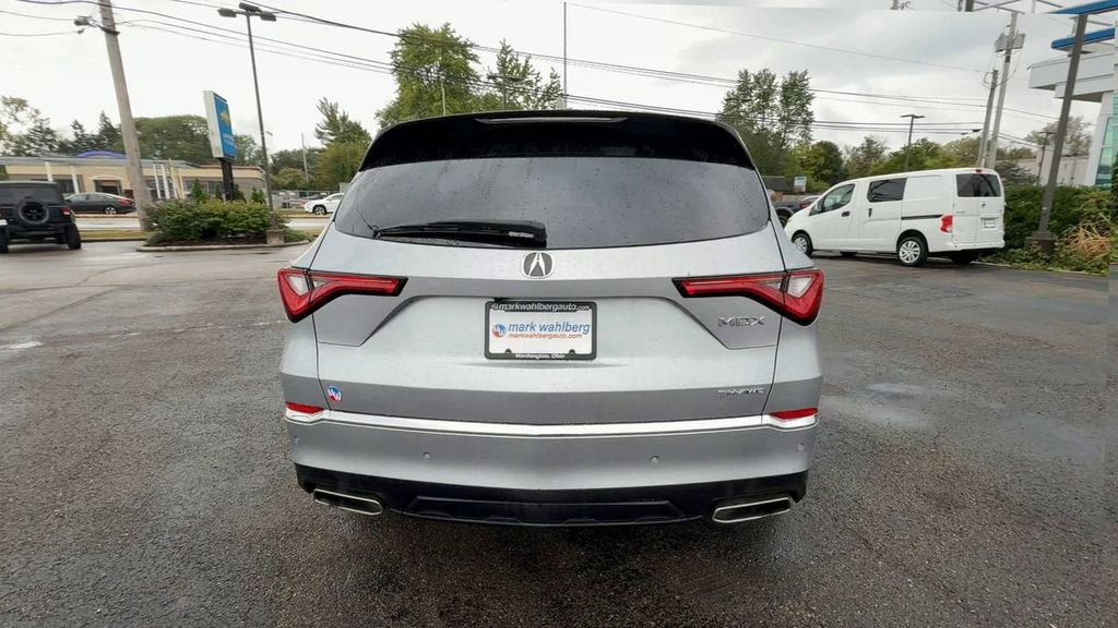 2023 Acura MDX w/Technology Package
