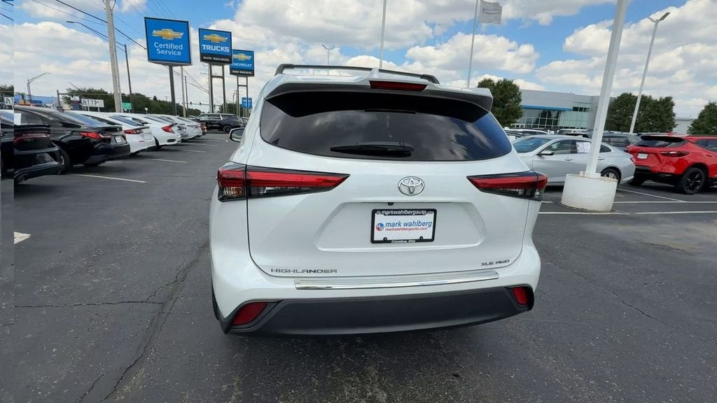 2023 Toyota Highlander L