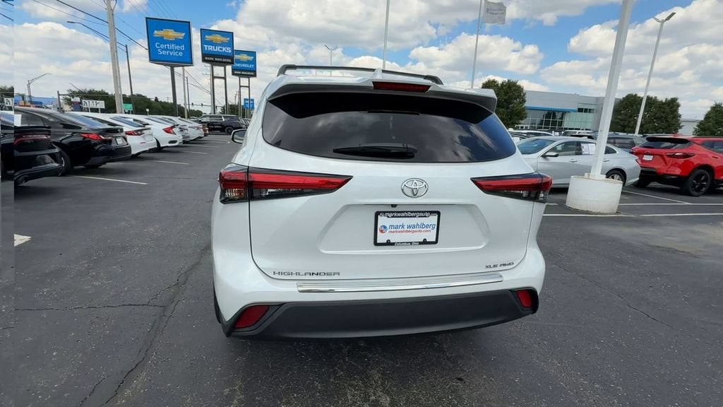 2023 Toyota Highlander L