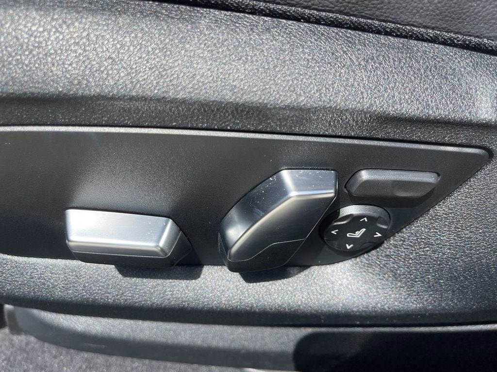 2022 BMW 5 Series 530e xDrive