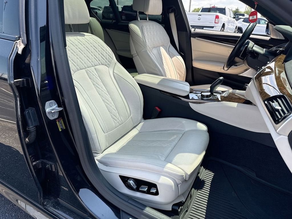 2020 BMW 5 Series M550i xDrive