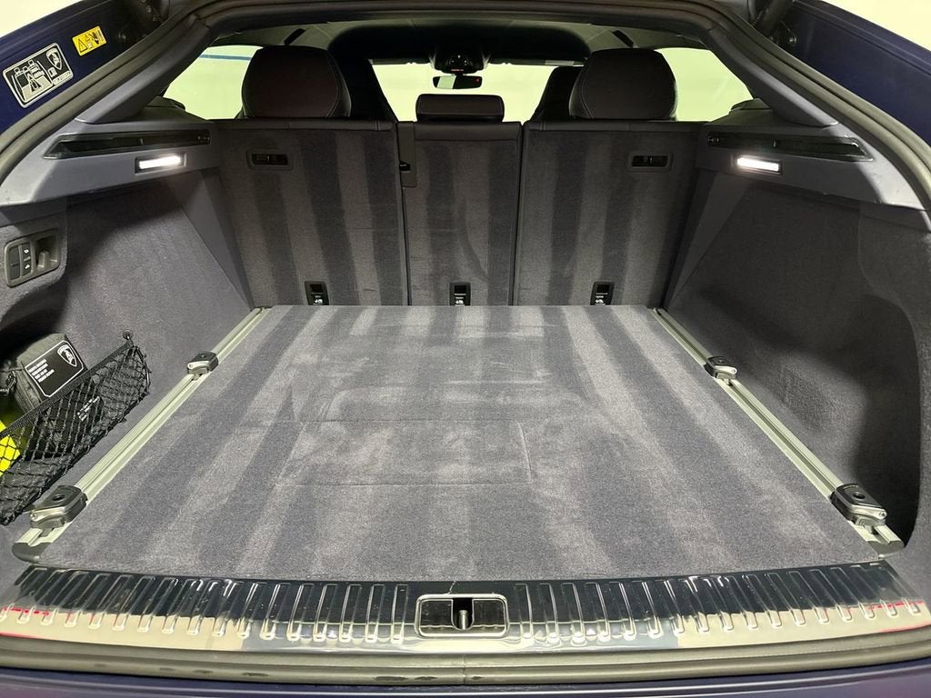 2025 Lamborghini Urus SE