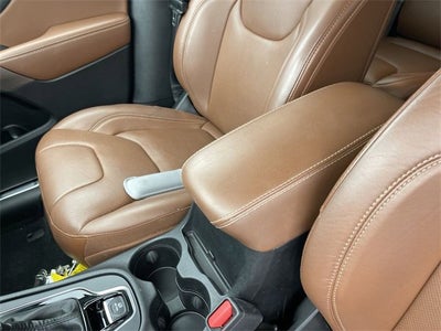 2019 Jeep Cherokee Overland