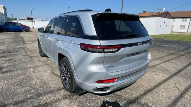 2022 Jeep Grand Cherokee 4xe Overland