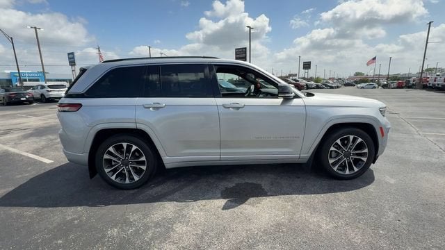 2022 Jeep Grand Cherokee 4xe Overland
