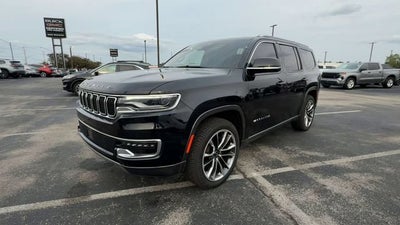 2022 Jeep Wagoneer Series III 4x4