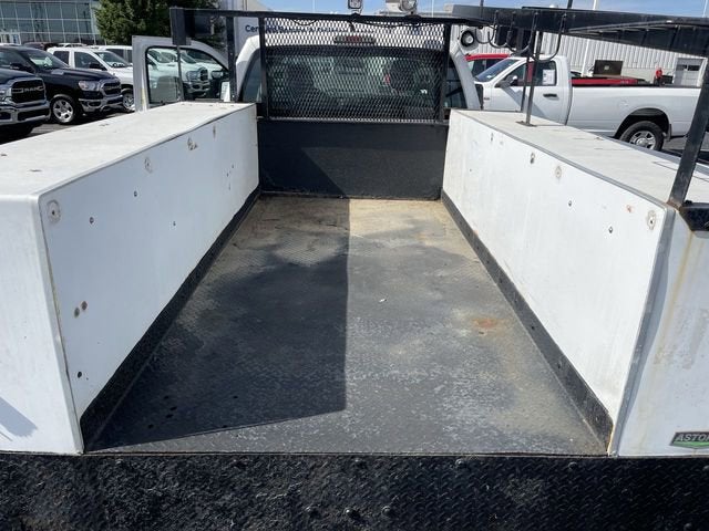 2013 Ford Super Duty F-350 DRW XL