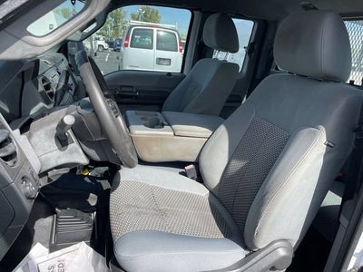 2013 Ford Super Duty F-350 DRW XL