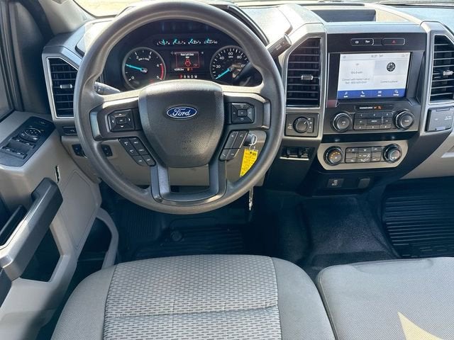 2022 Ford Super Duty F-350 SRW XLT