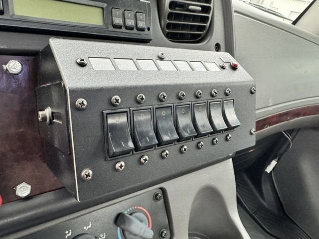 2007 FRT M2106S NA