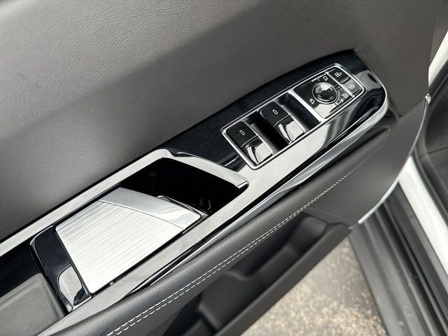 2025 Cadillac Escalade Luxury