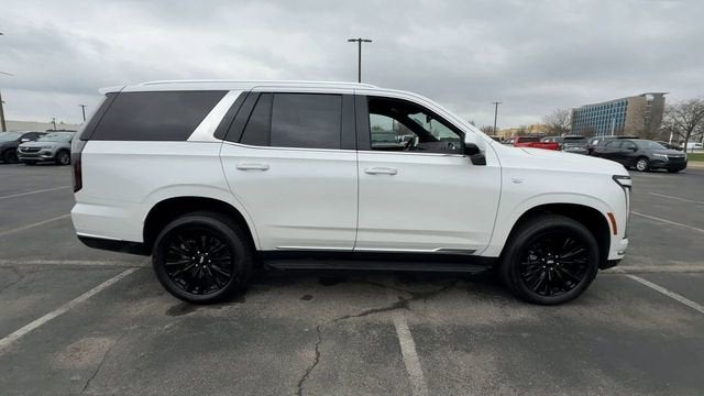 2025 Cadillac Escalade Luxury