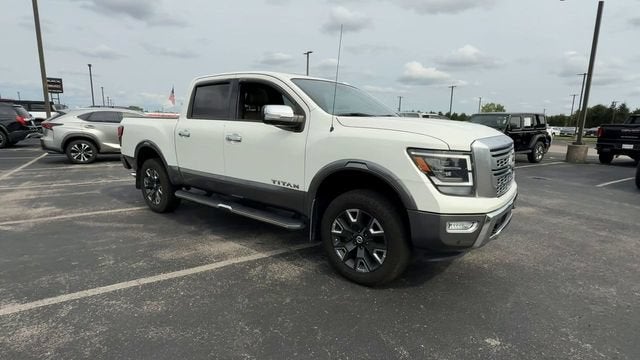 2021 Nissan TITAN Crew Cab Platinum Reserve 4x4