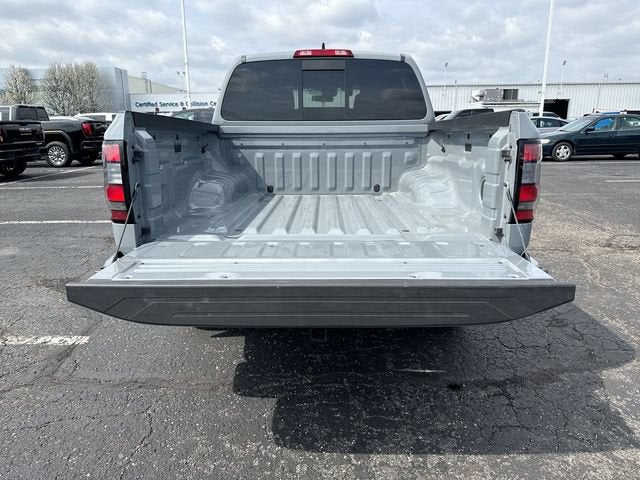 2023 Nissan Frontier Crew Cab PRO-X 4x2