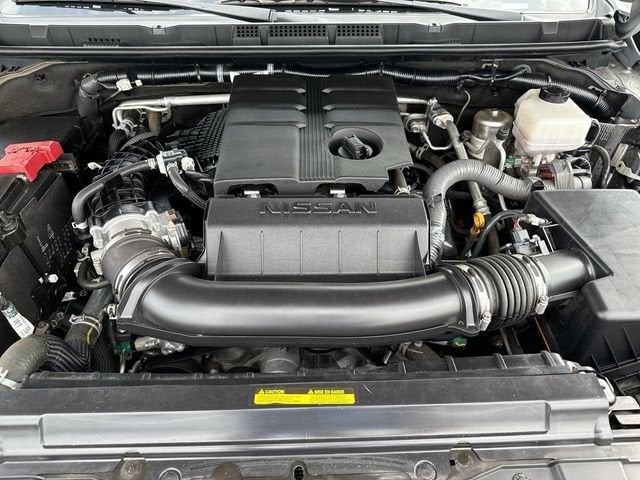 2023 Nissan Frontier Crew Cab PRO-X 4x2