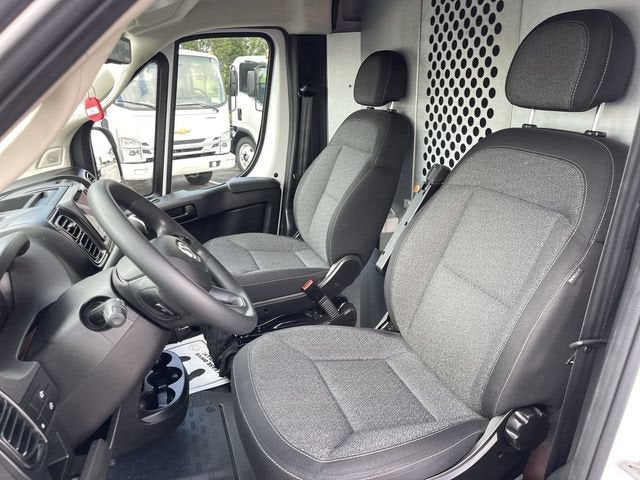 2025 RAM ProMaster 2500 Cargo Van Tradesman High Roof 136" WB w/Pass Seat