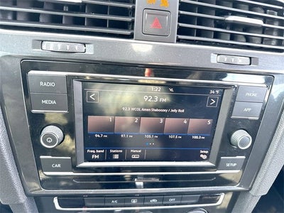 2019 Volkswagen Golf S