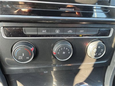 2019 Volkswagen Golf S