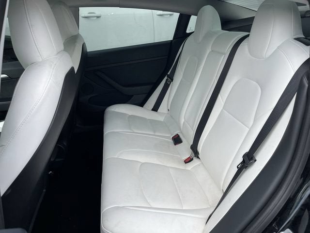 2022 Tesla Model 3 Rear-Wheel Drive