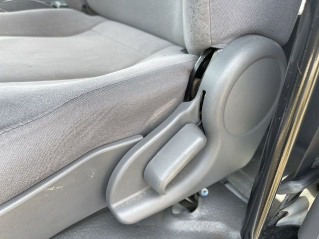 2021 Isuzu NRR NA
