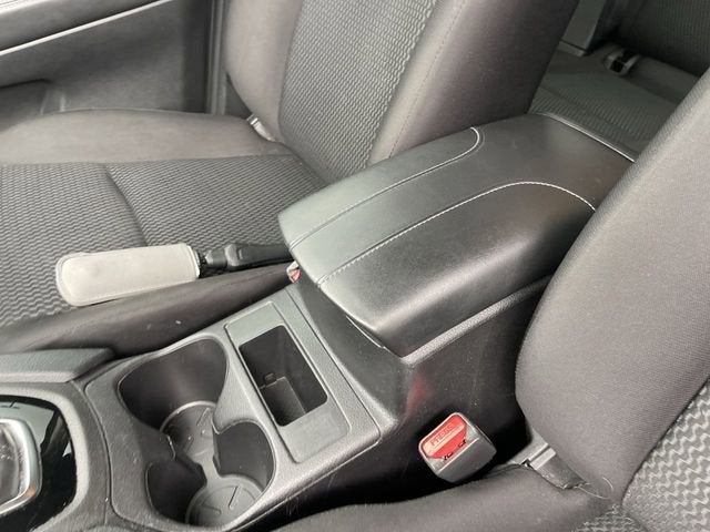 2022 Nissan Rogue Sport S