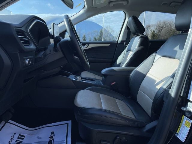 2022 Ford Escape Titanium Plug-In Hybrid