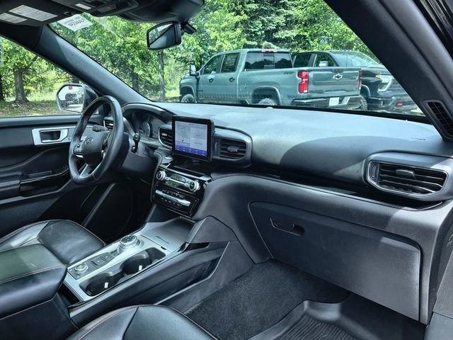 2022 Ford Explorer ST-Line