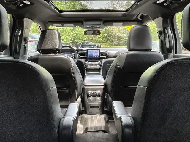 2022 Ford Explorer ST-Line