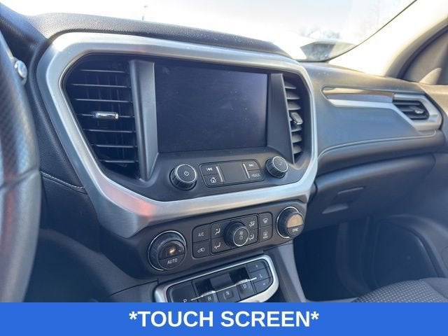 2022 GMC Acadia SLE