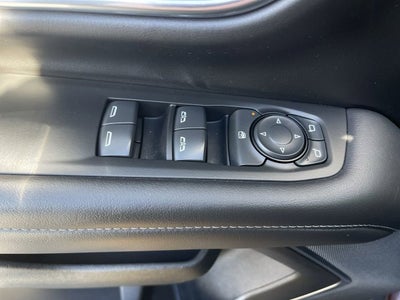 2023 GMC Yukon SLE