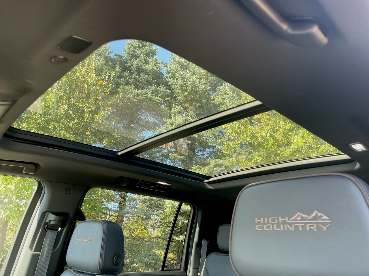 2024 Chevrolet Suburban High Country