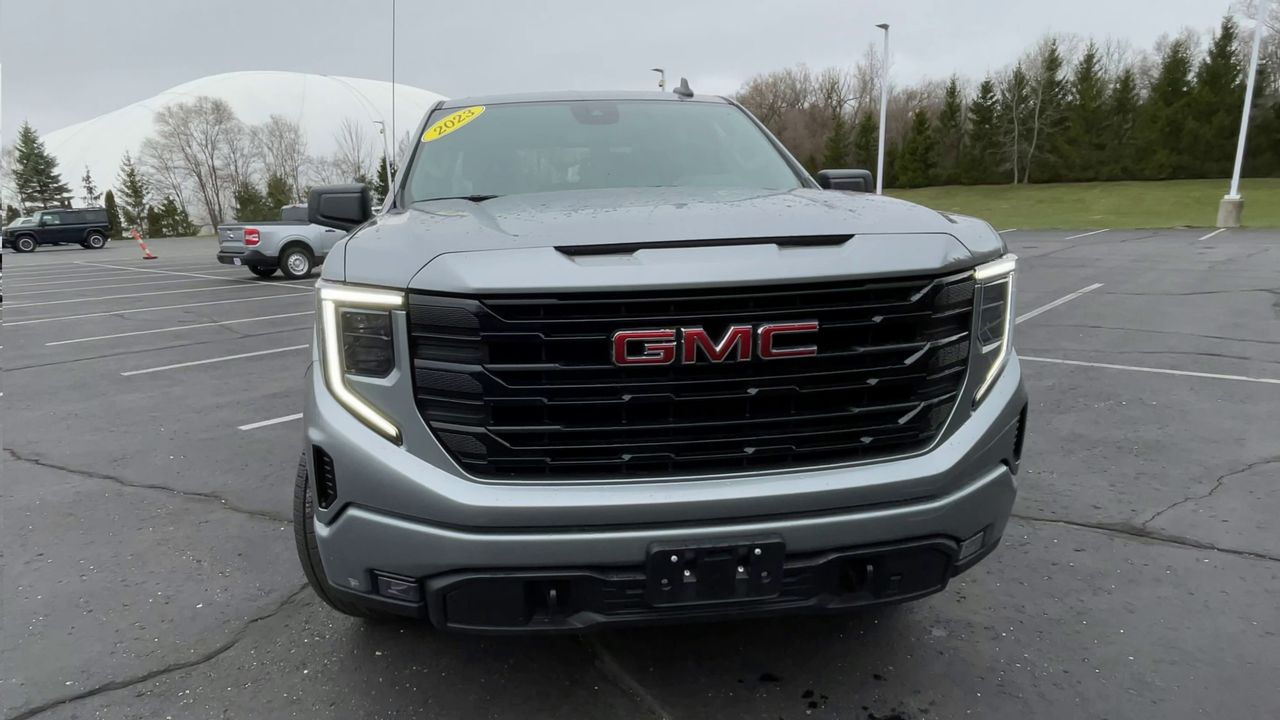 2023 GMC Sierra 1500 Elevation