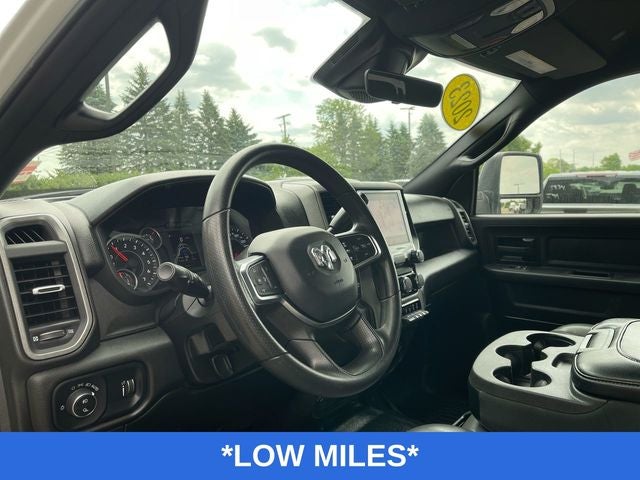 2025 RAM 2500 Tradesman Crew Cab 4x4 8' Box