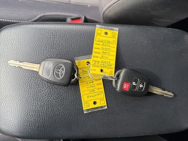 2014 Toyota RAV4 XLE