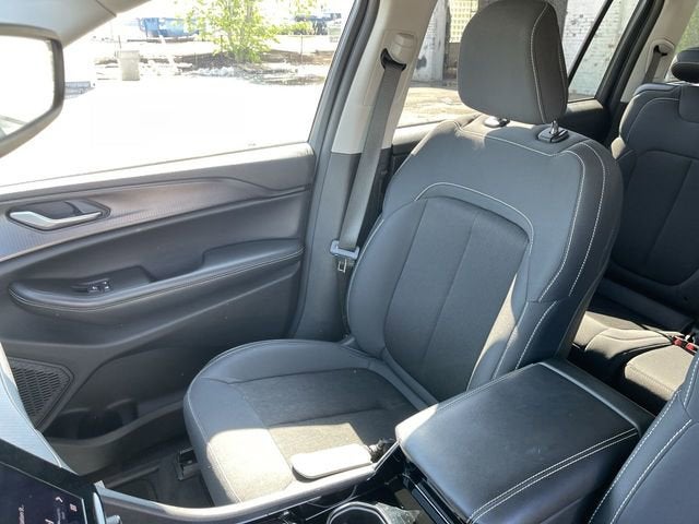 2023 Jeep Grand Cherokee L Laredo 4x4