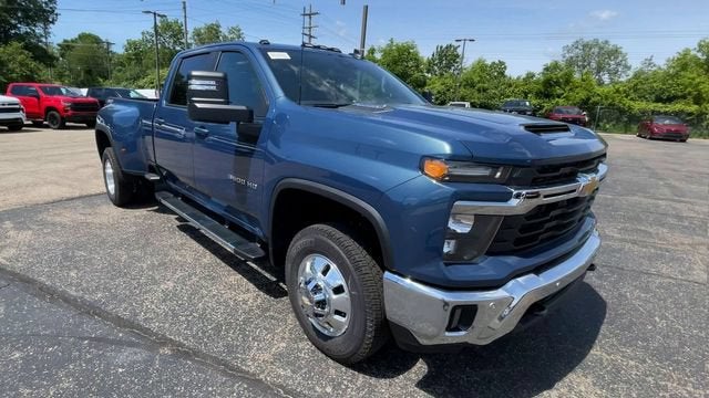 2026 Chevrolet Silverado 3500 HD LT DRW