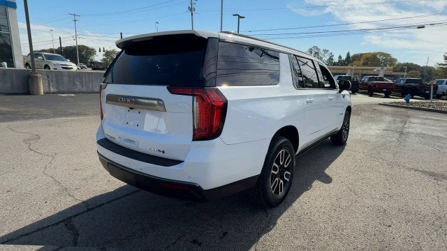 2021 GMC Yukon XL AT4