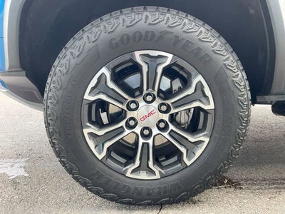 2024 GMC Canyon AT4
