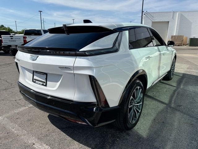 2024 Cadillac LYRIQ Sport 2