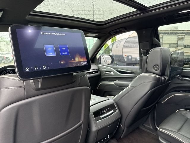 2023 Cadillac Escalade Sport