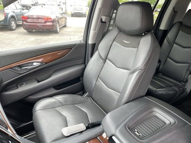 2020 Cadillac Escalade ESV Premium Luxury