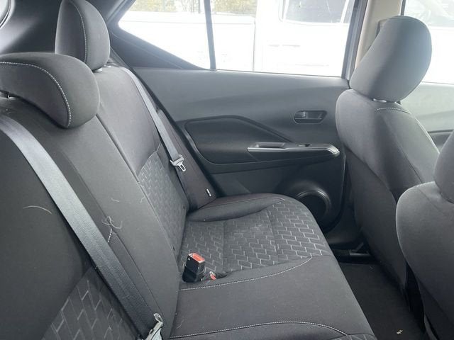 2022 Nissan Kicks S