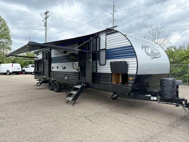 2023 CHEROKEE FOREST RIVER CHEROKEE NA