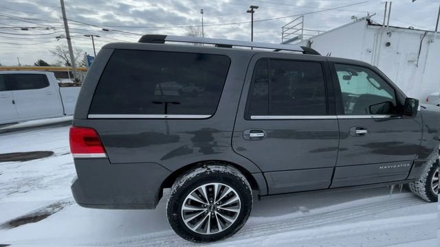 2017 Lincoln Navigator Select