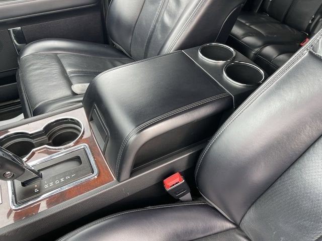 2017 Lincoln Navigator Select