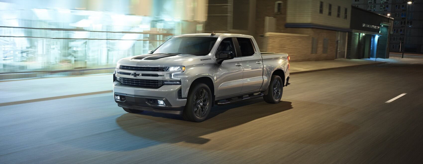 Chevy Silverado 1500 vs GMC Sierra